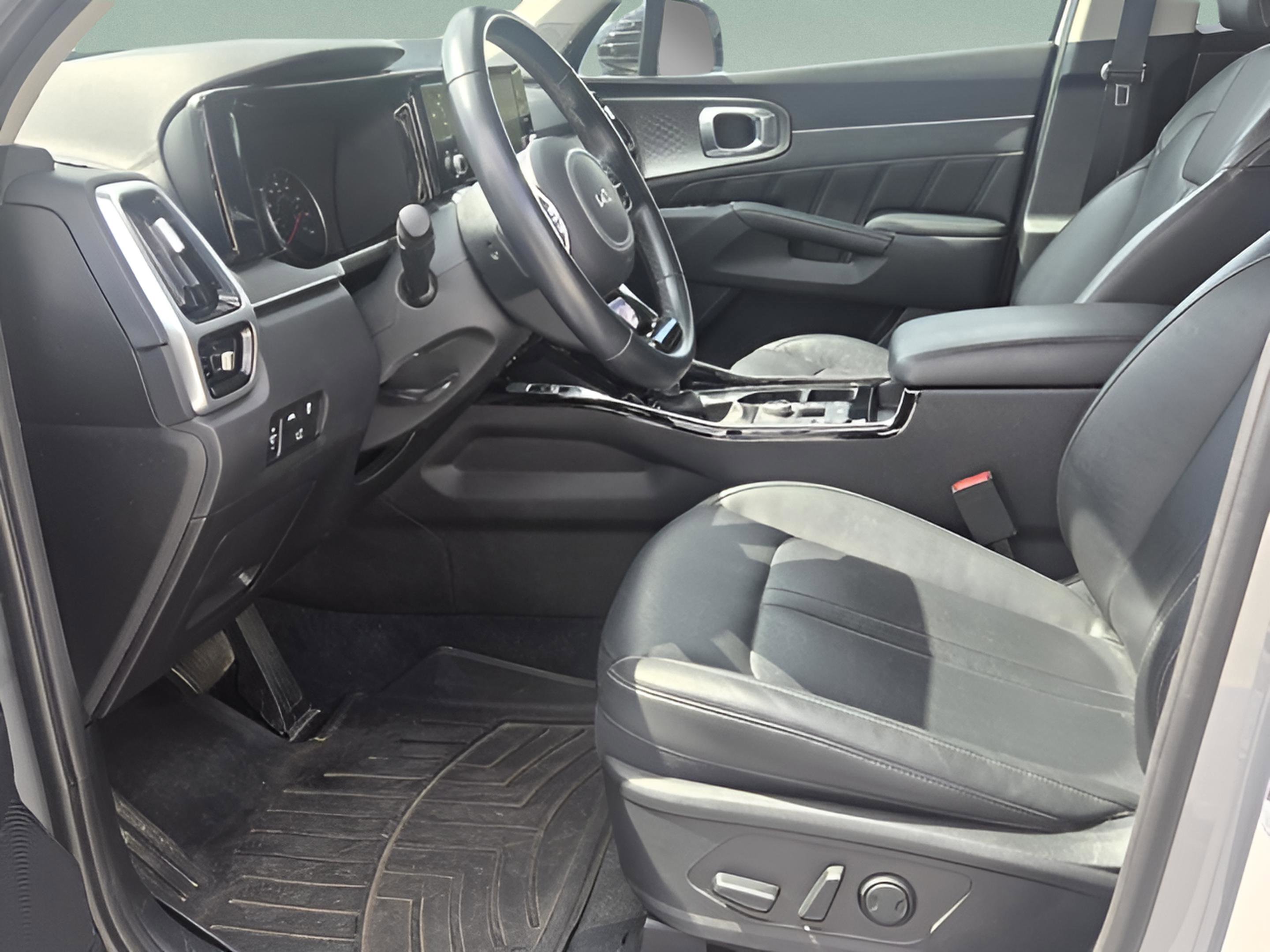 Used 2022 Kia Sorento SX AWD/4WD image 9