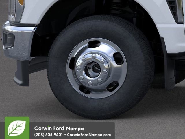 New 2026 Ford F350 XLT image 19