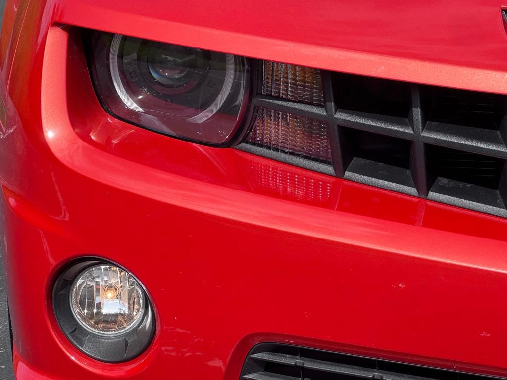 Used 2010 Chevrolet Camaro SS w/ RS Package RWD image 4