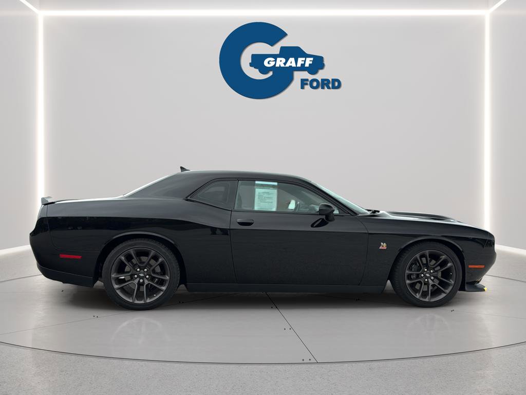 Used 2021 Dodge Challenger R/T Scat Pack w/ Driver Convenience Group RWD image 5
