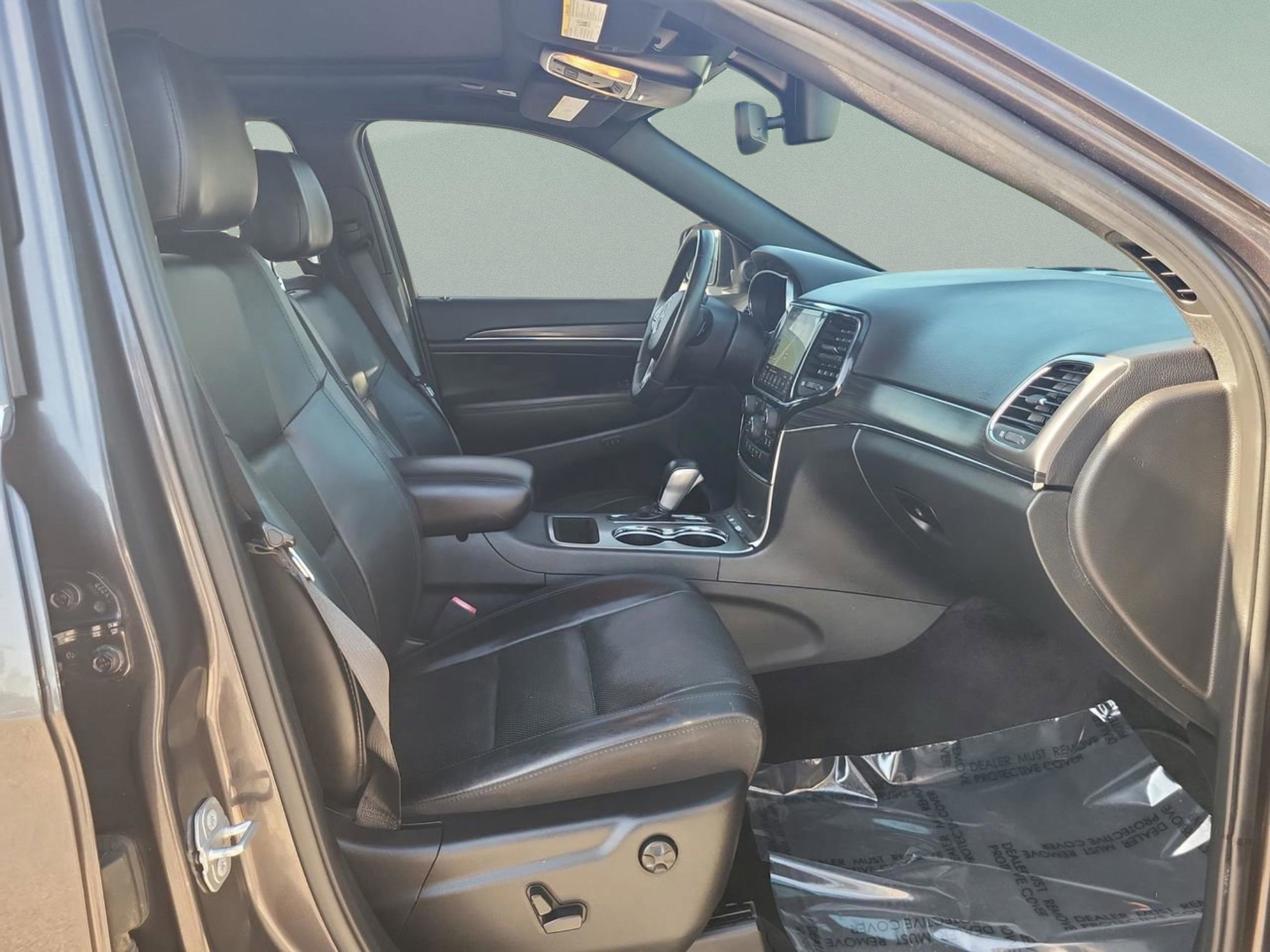 Used 2019 Jeep Grand Cherokee Limited w/ Luxury Group II image 11