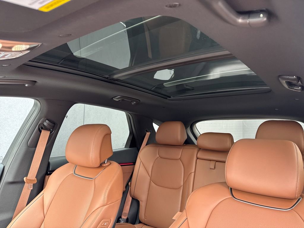 New 2026 Genesis GV70 2.5T Advanced AWD/4WD image 16