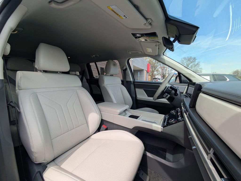 Used 2025 Hyundai Santa Fe SEL image 29