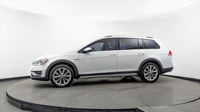 Used 2017 Volkswagen Golf Alltrack SEL image 3