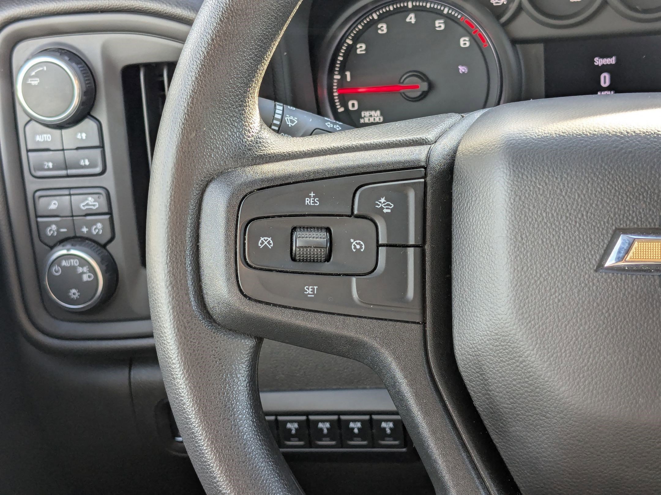 Used 2024 Chevrolet Silverado 3500 W/T image 18