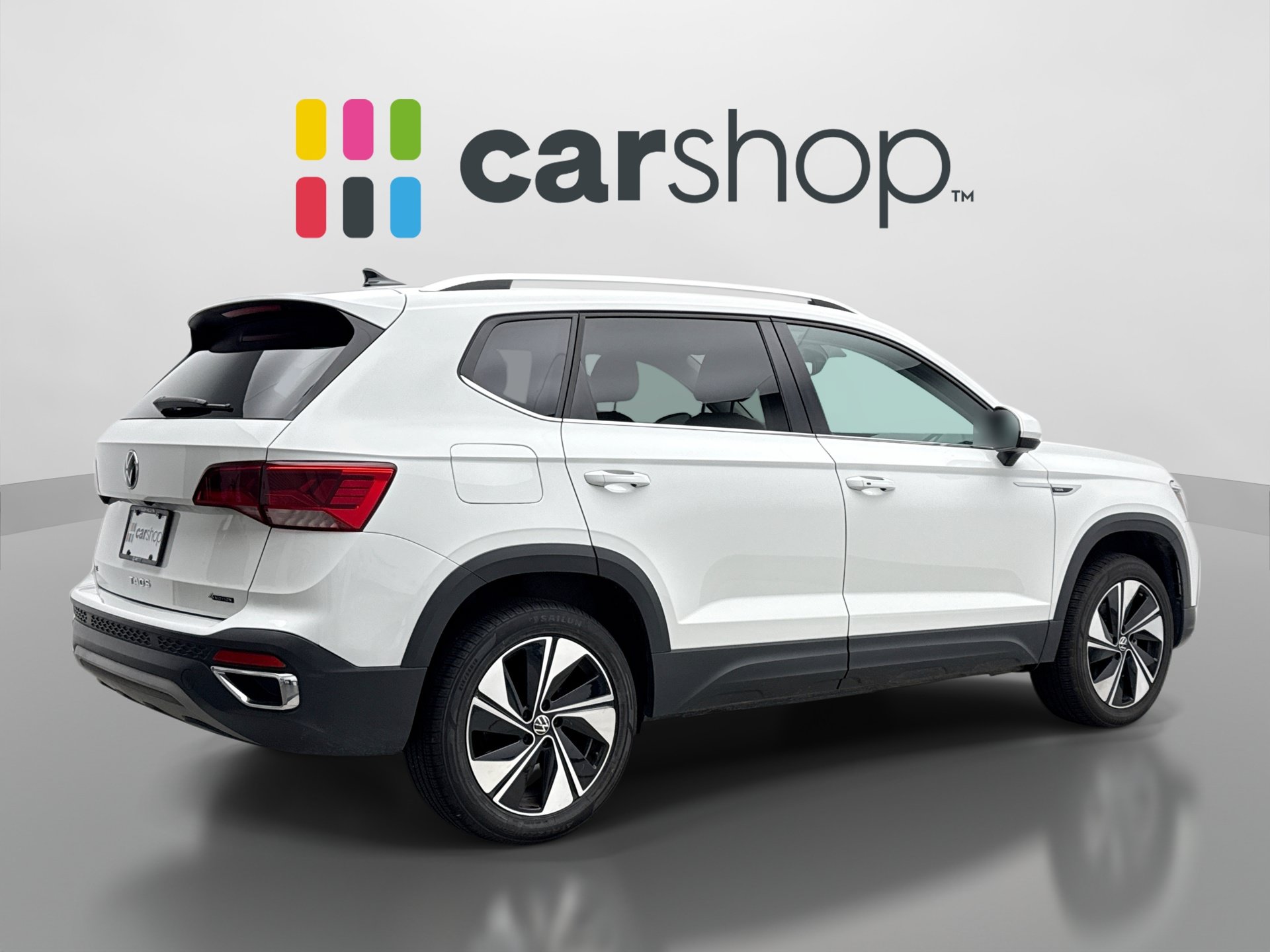 Used 2024 Volkswagen Taos SE AWD/4WD image 5