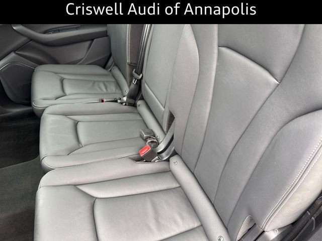 Used 2025 Audi Q7 3.0T Premium w/ Convenience Package image 14