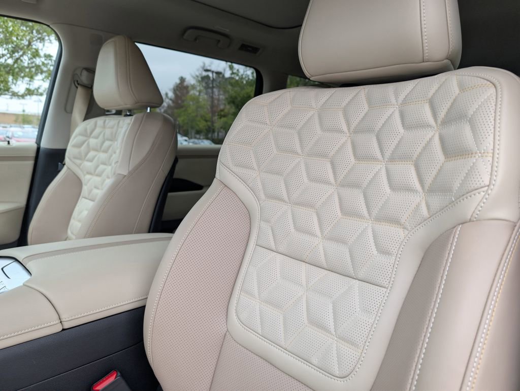 New 2026 Nissan Armada Platinum image 16