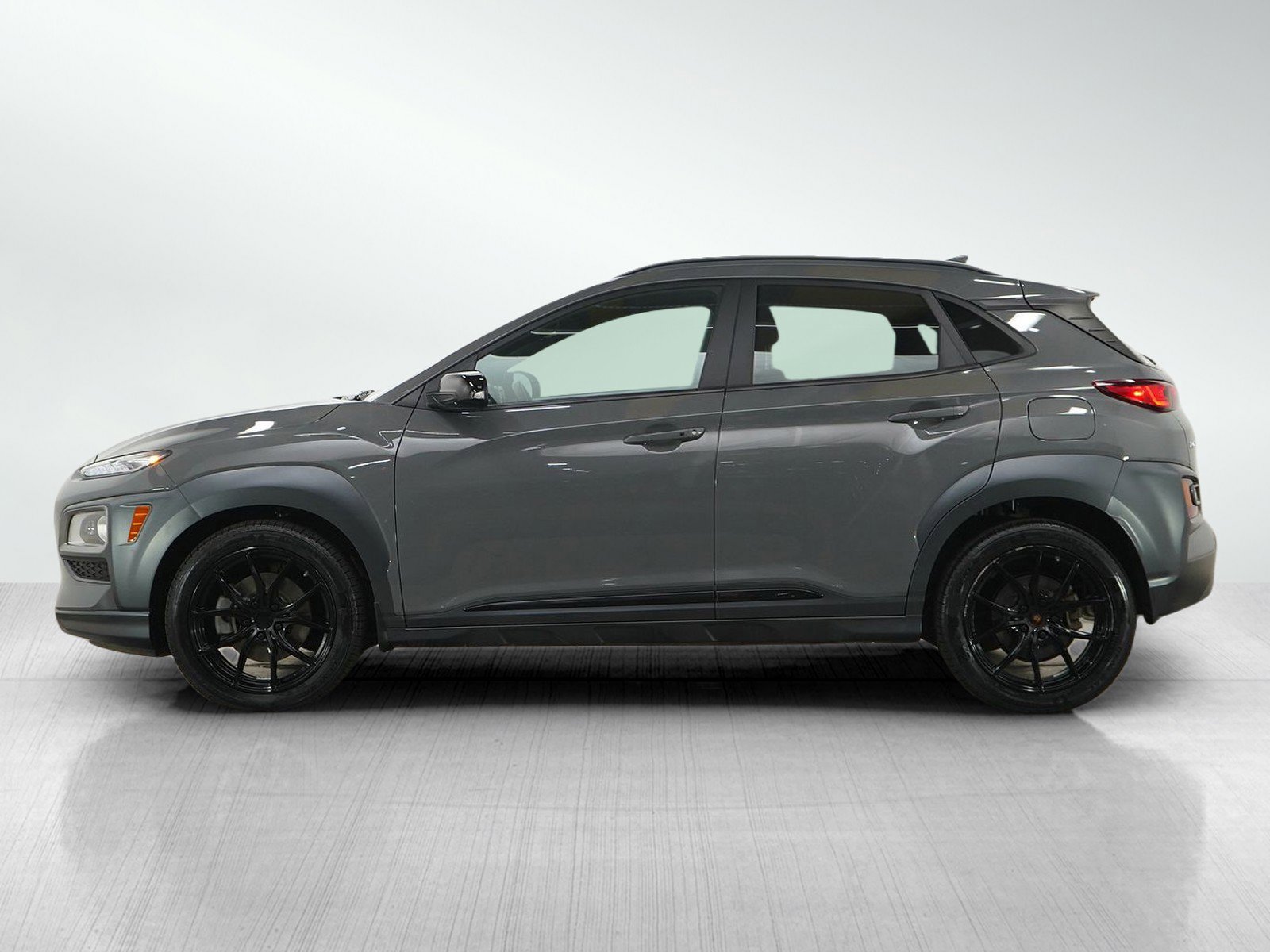 Used 2021 Hyundai Kona Night w/ Cargo Package AWD/4WD image 2