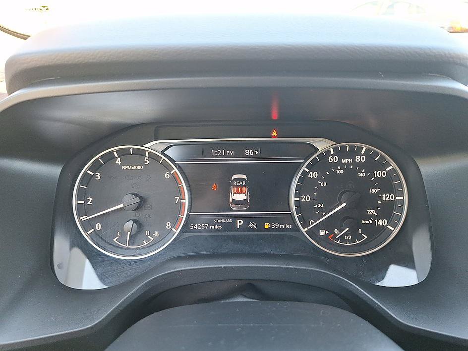 Certified 2025 Nissan Rogue SV FWD image 14
