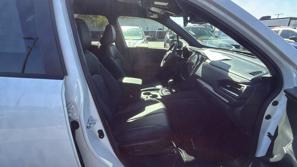 Used 2025 Subaru Forester Limited AWD/4WD image 16