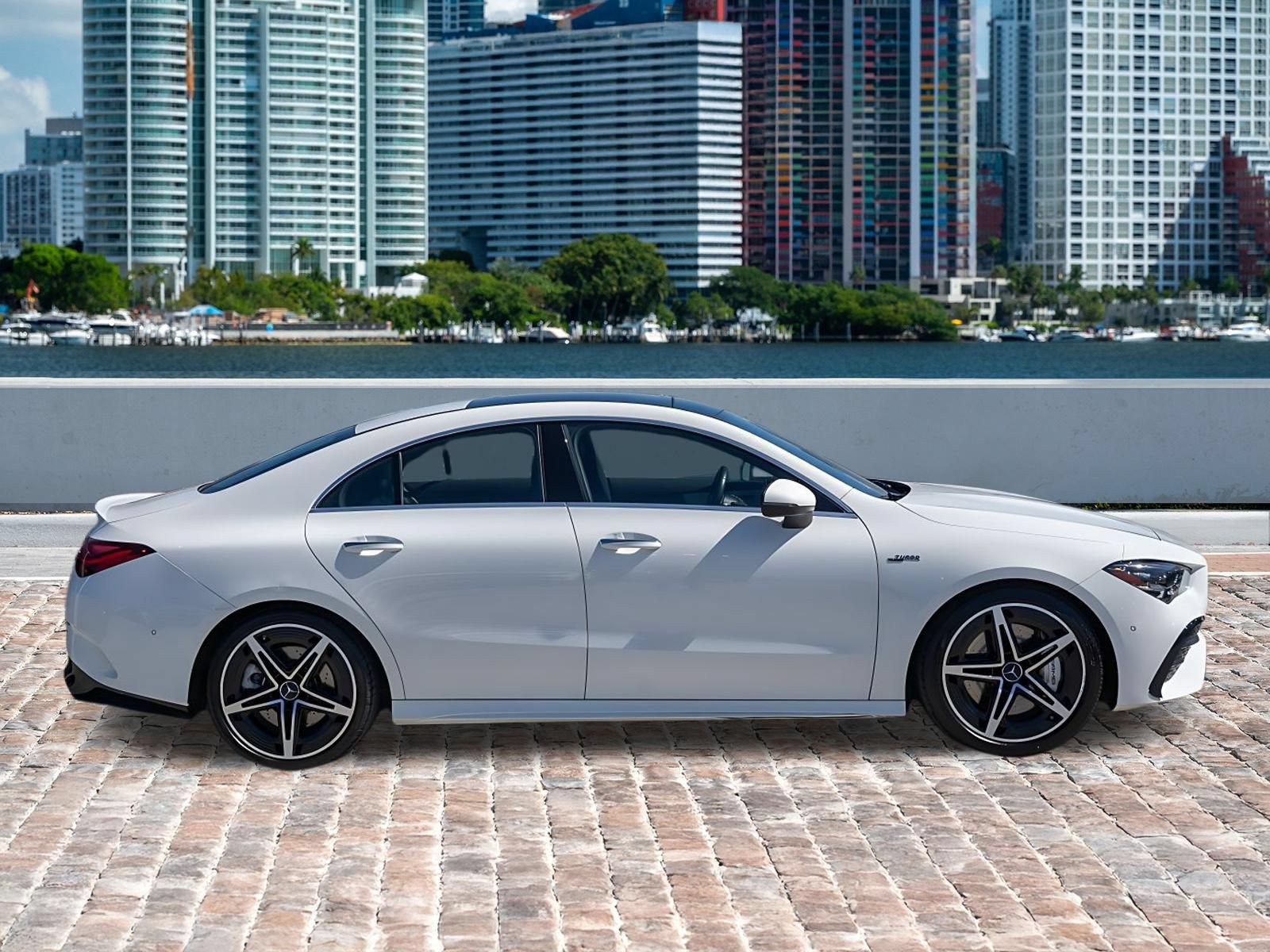 Used 2024 Mercedes-Benz CLA 35 AMG 4MATIC image 4
