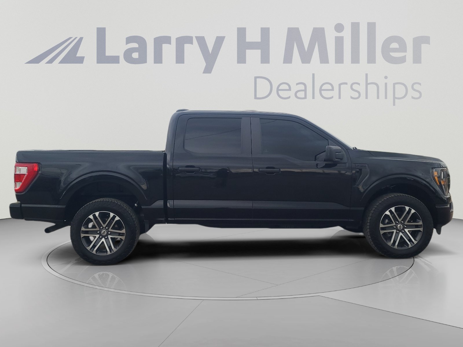 Used 2023 Ford F150 XL w/ STX Appearance Package AWD/4WD image 6