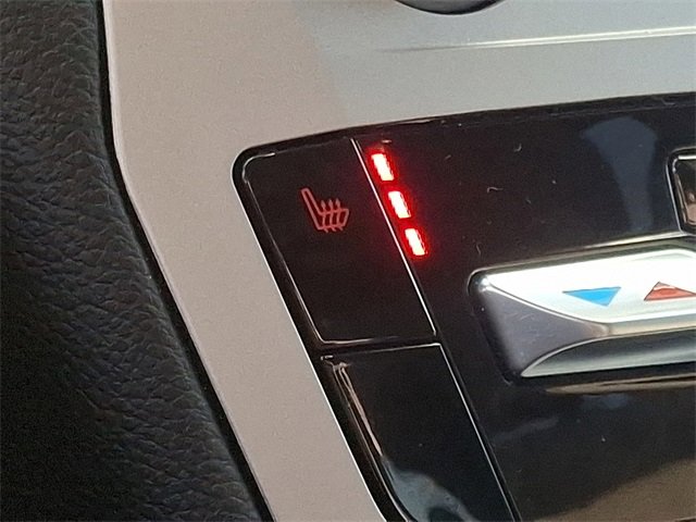 Used 2022 Ford Explorer XLT w/ Class IV Trailer Tow Package image 25