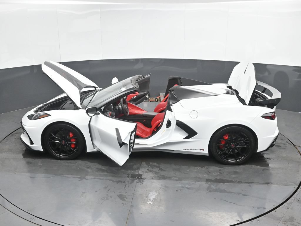 Used 2023 Chevrolet Corvette Stingray Premium Conv w/ Z51 Performance Package RWD image 53