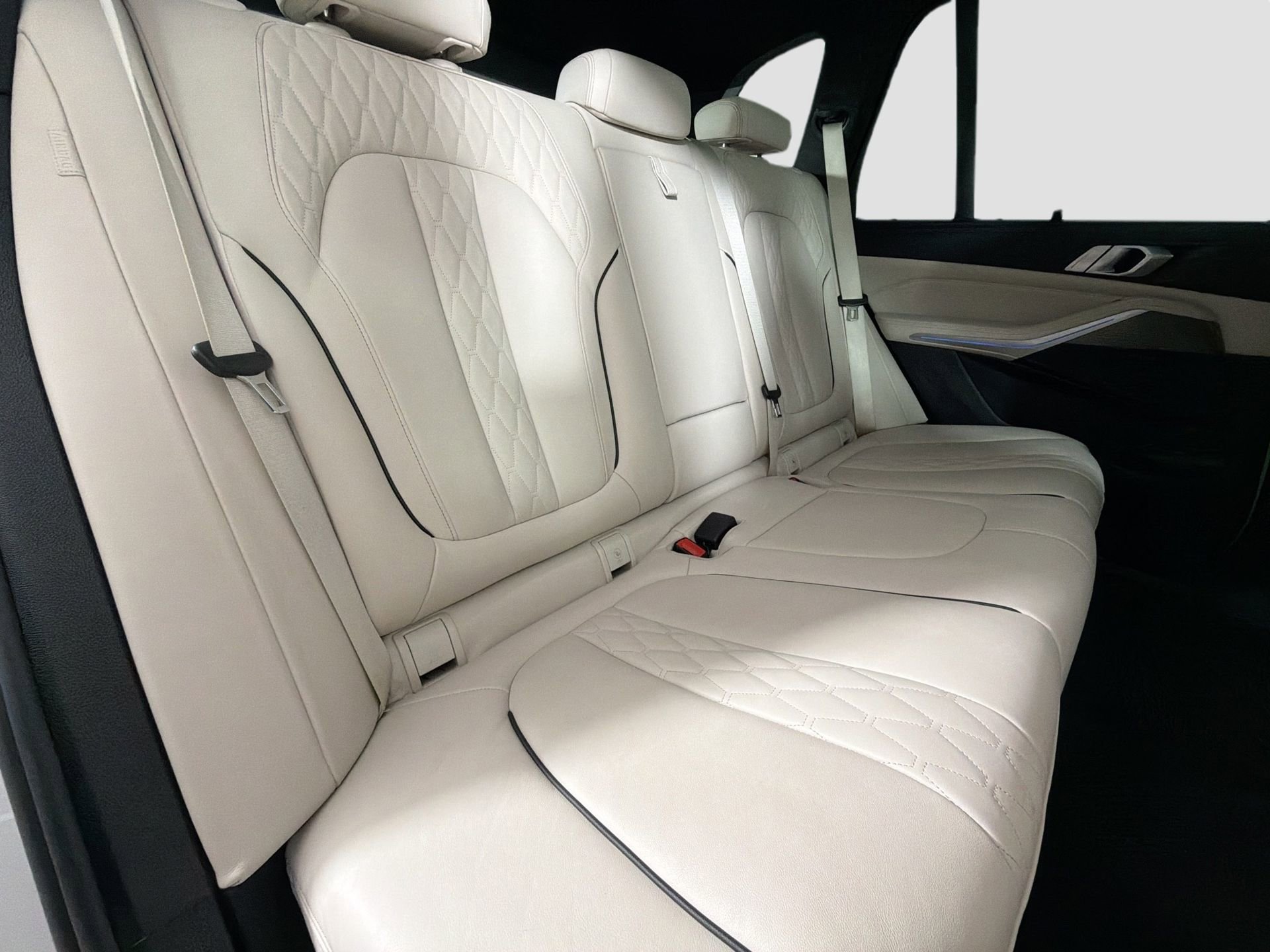 Used 2022 BMW X5 xDrive45e w/ M Sport Package image 28