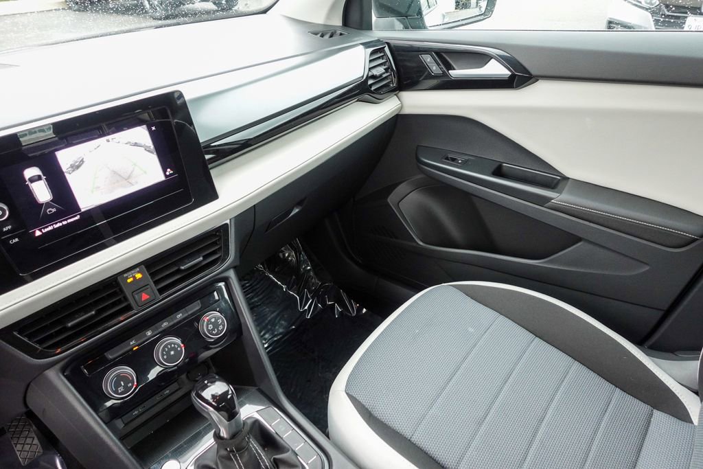 Certified 2025 Volkswagen Taos S image 21