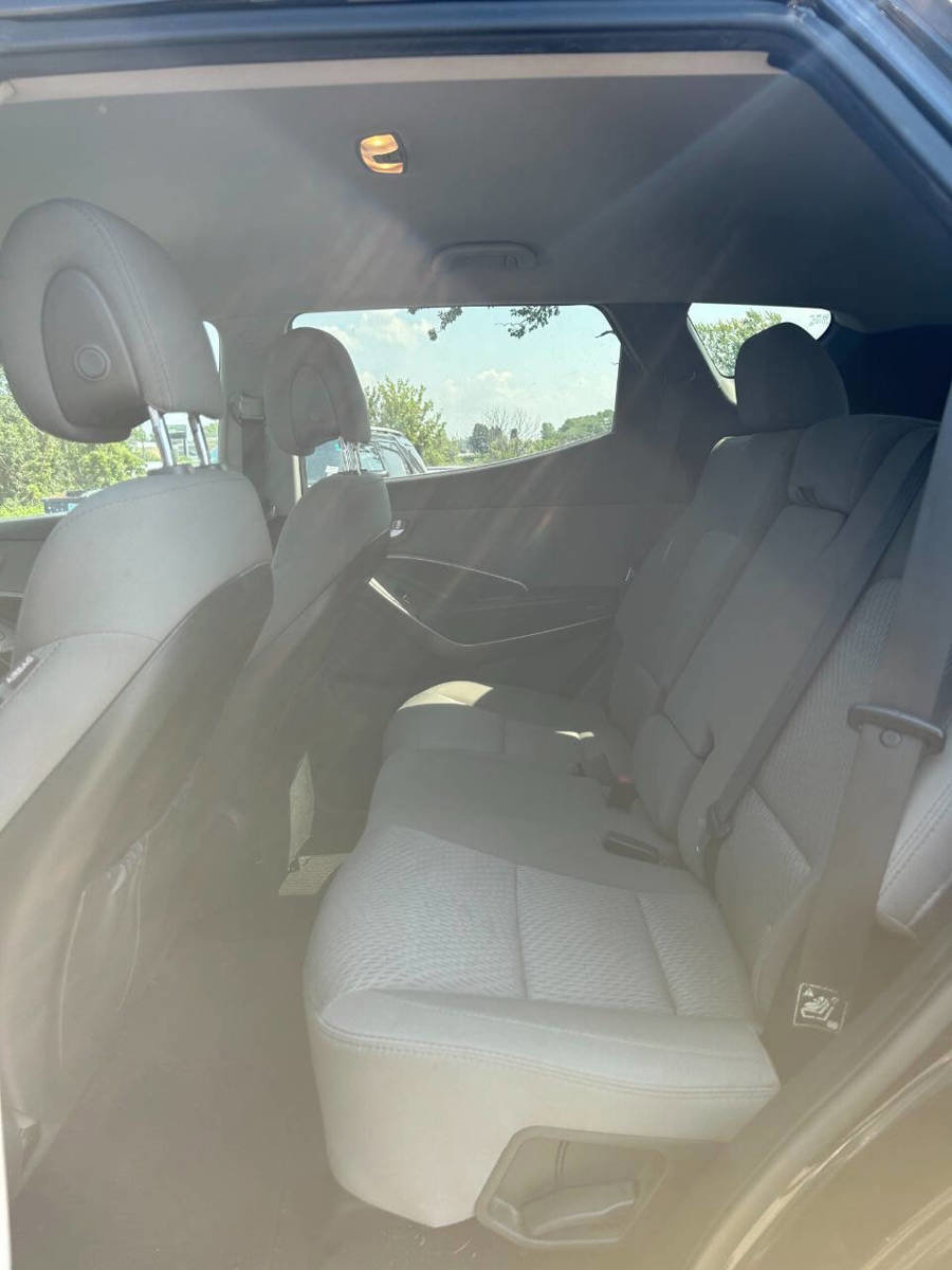 Used 2013 Hyundai Santa Fe Sport FWD image 9