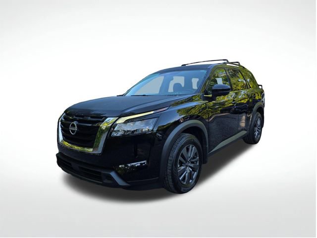 Used 2024 Nissan Pathfinder SV w/ SV Premium Package image 5