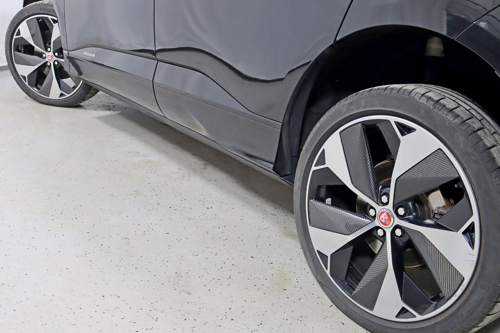 Used 2020 Jaguar I-PACE HSE image 12