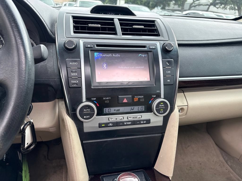 Used 2014 Toyota Camry XLE FWD image 15