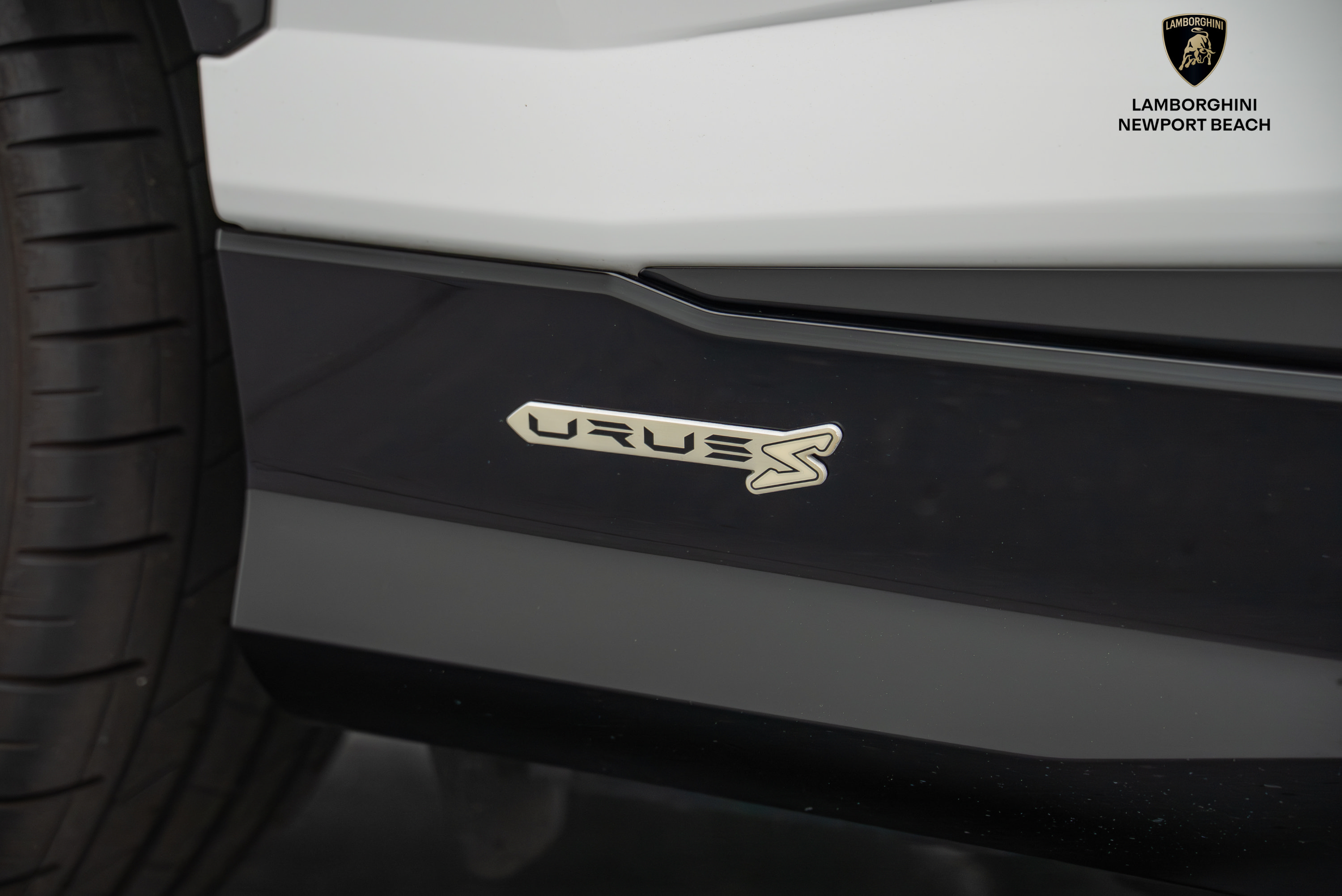 Used 2024 Lamborghini Urus S AWD/4WD image 38