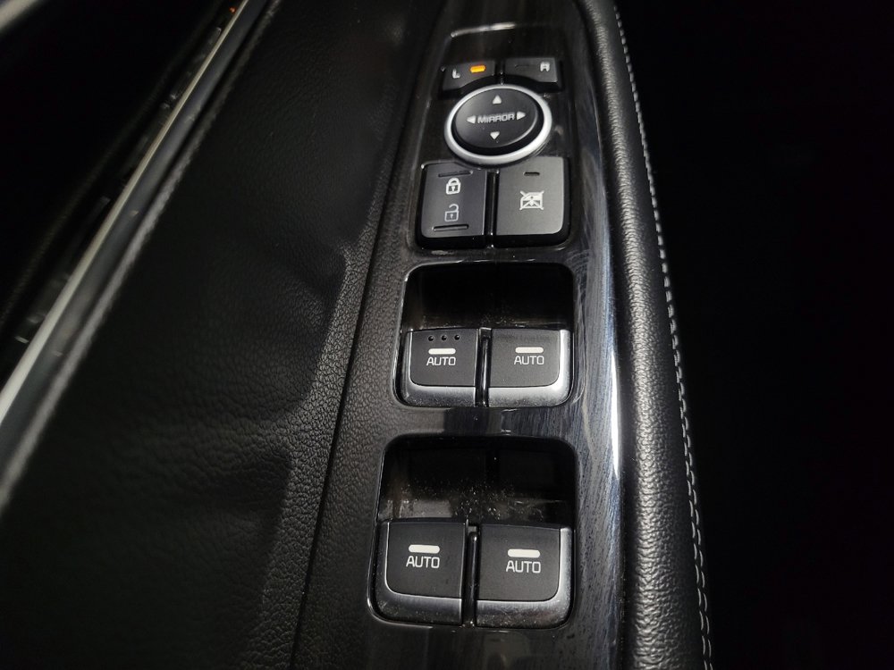 Used 2019 Kia Sorento LX image 27