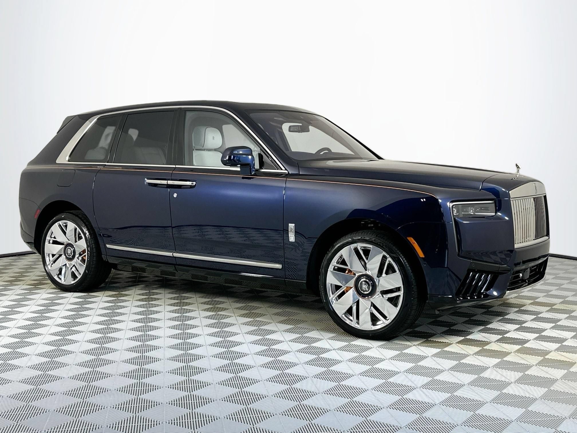 New 2027 Rolls-Royce Cullinan AWD/4WD image 6