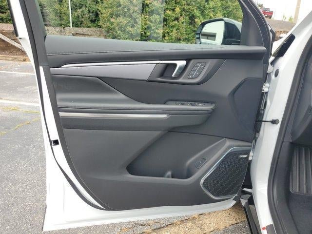 New 2026 Buick Enclave Sport Touring w/ Power Package FWD image 18