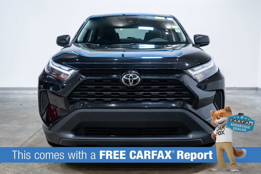 Used 2024 Toyota RAV4 LE image 2