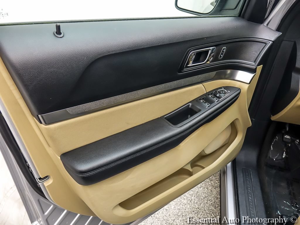 Used 2017 Ford Explorer 4WD image 19