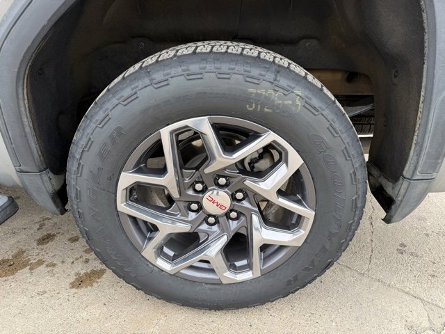 Used 2024 GMC Sierra 1500 SLT w/ SLT Premium Plus Package image 16