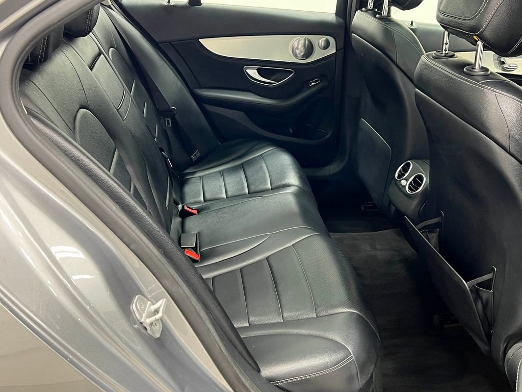 Used 2015 Mercedes-Benz C 300 4MATIC Sedan image 32