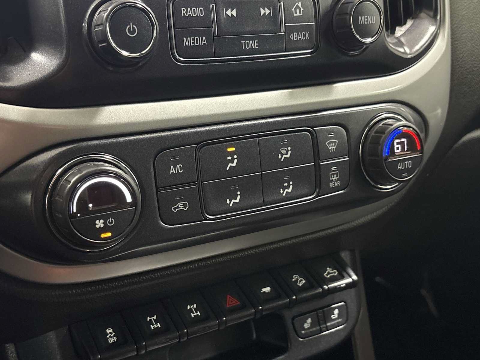 Used 2018 Chevrolet Colorado ZR2 AWD/4WD image 21