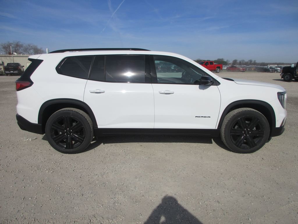 New 2026 GMC Acadia Elevation image 3