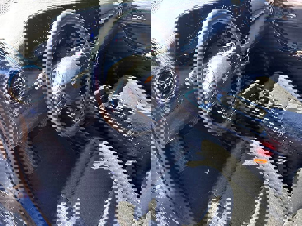 Used 2025 Chevrolet Equinox LT w/ Convenience Package II FWD image 16