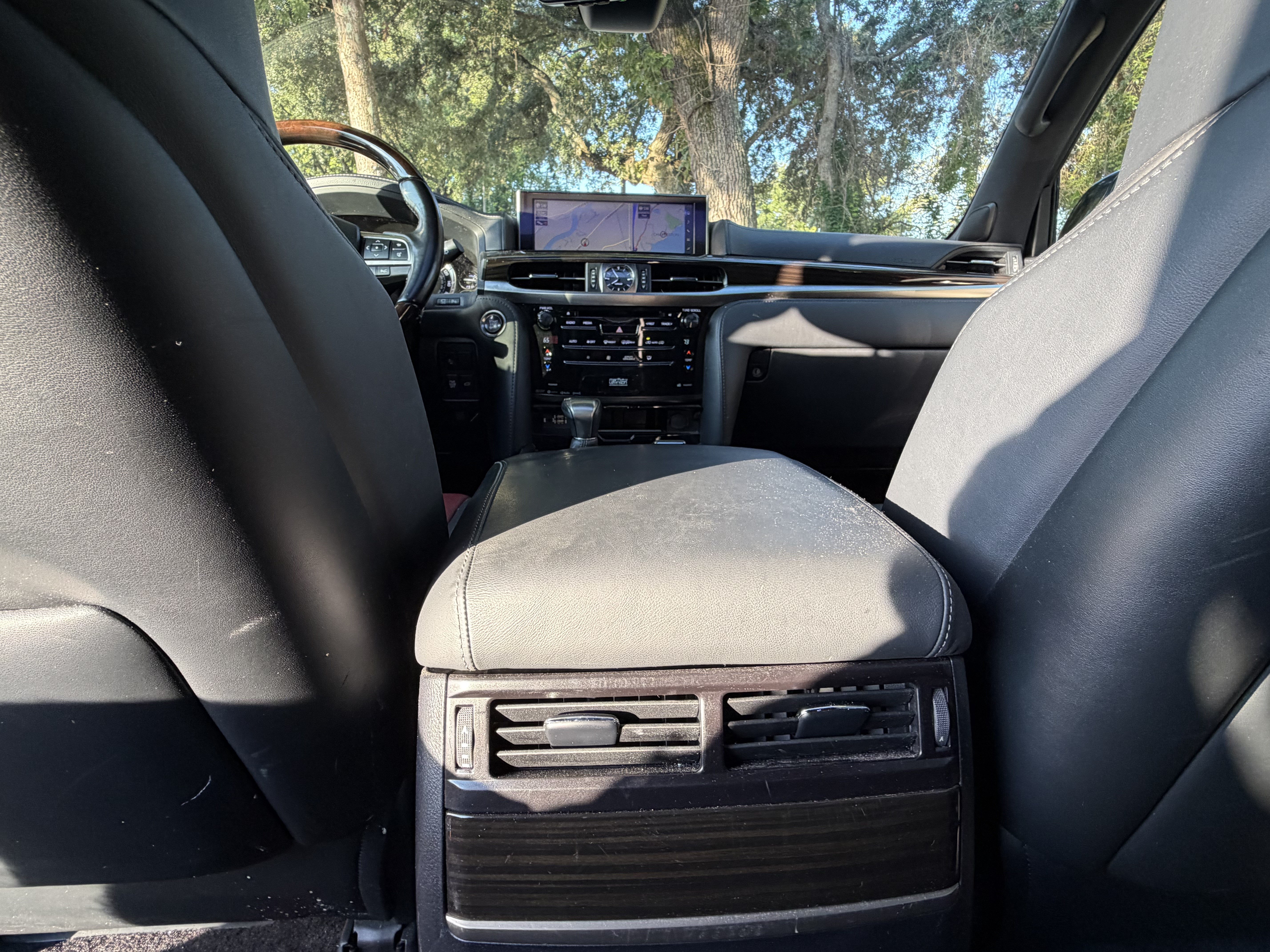 Used 2021 Lexus LX 570 4WD w/ Inspiration Series #2 image 38