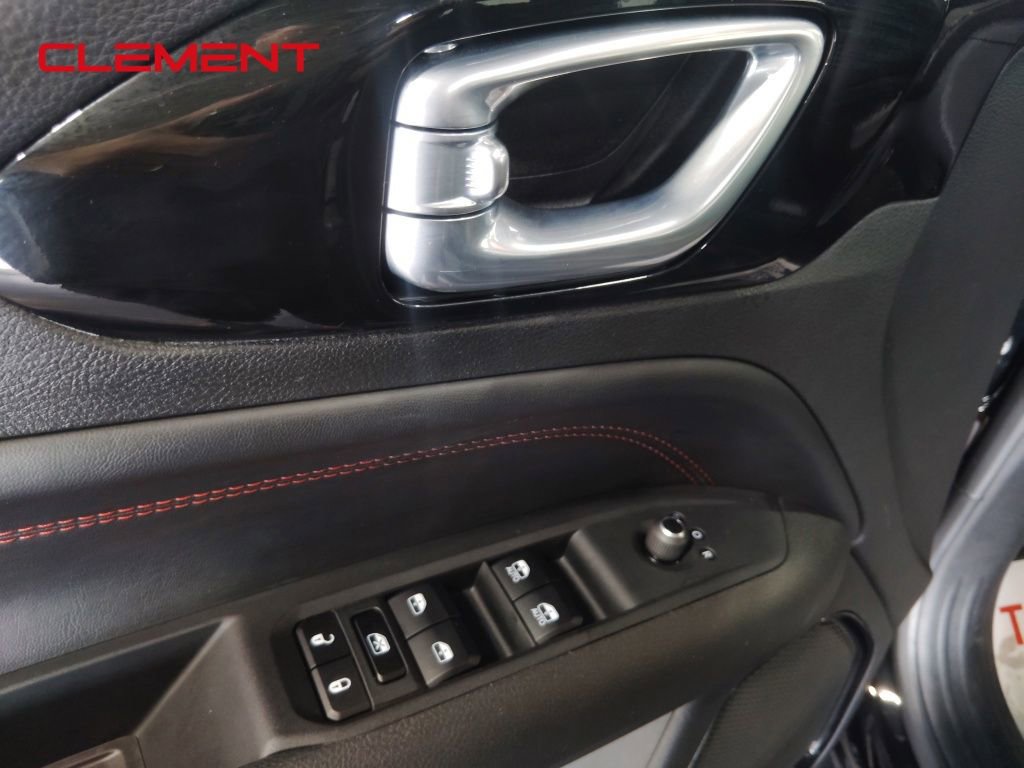 Used 2024 Jeep Compass Trailhawk image 29