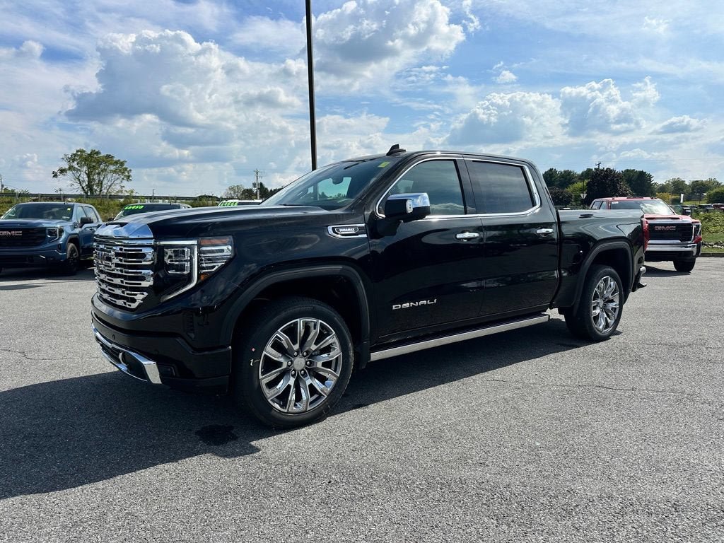 New 2026 GMC Sierra 1500 Denali w/ Denali Reserve Package AWD/4WD image 2