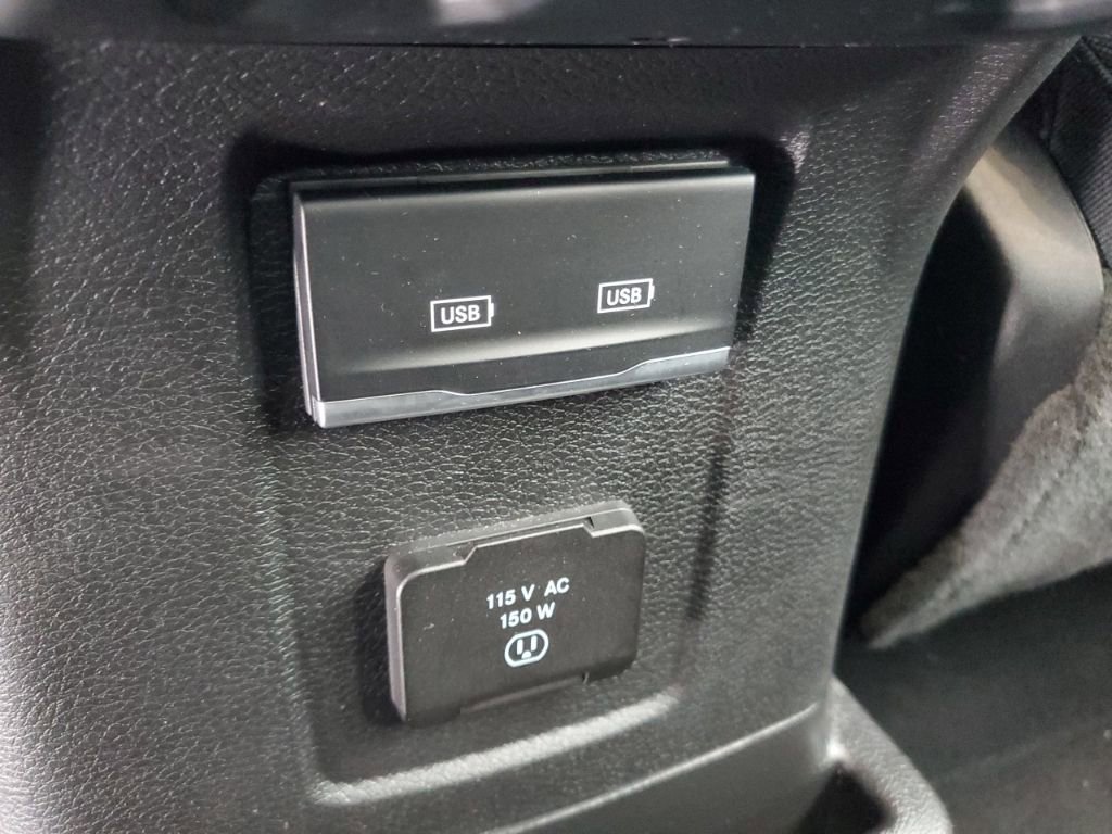 Used 2025 Jeep Wrangler Unlimited Sahara w/ Safety Group image 26