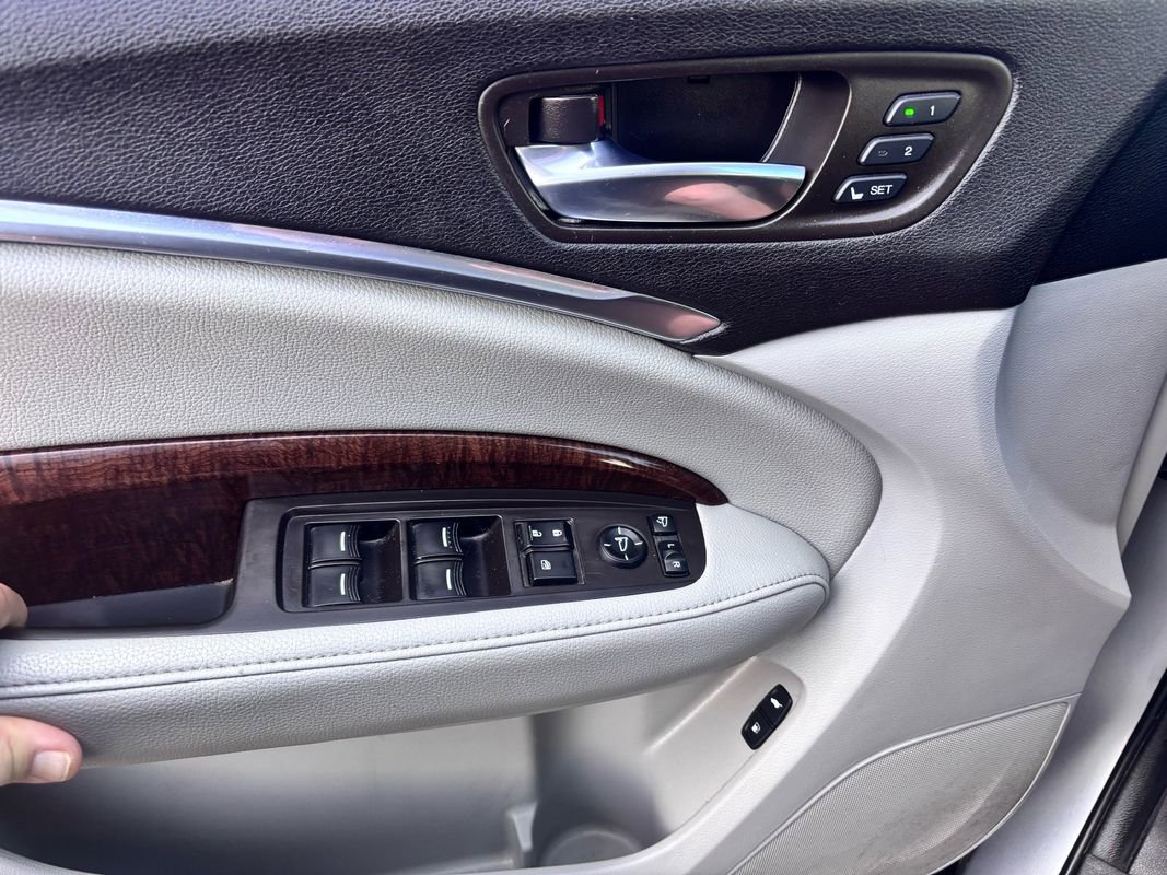 Used 2018 Acura MDX SH-AWD w/ Technology Package image 34