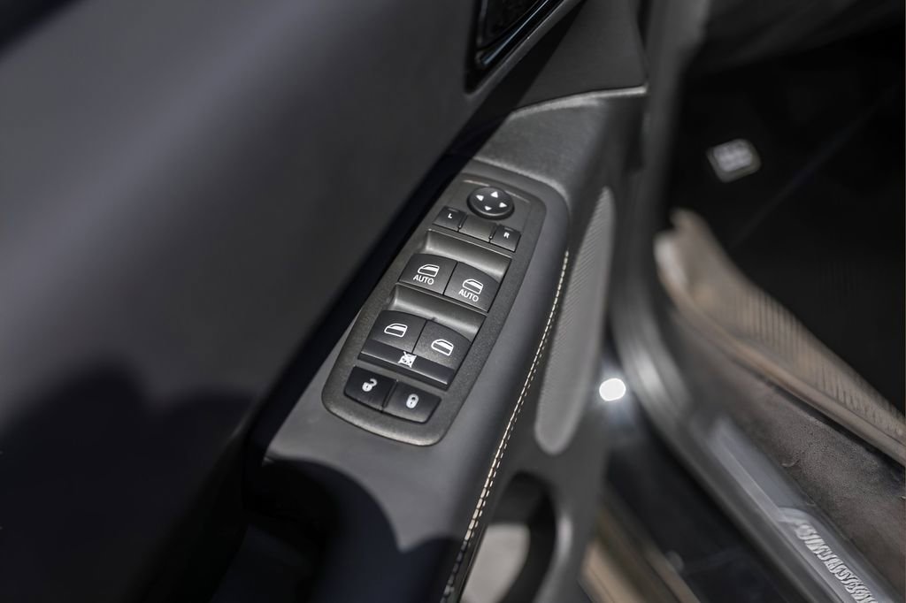 Used 2021 Dodge Durango SRT Hellcat image 24