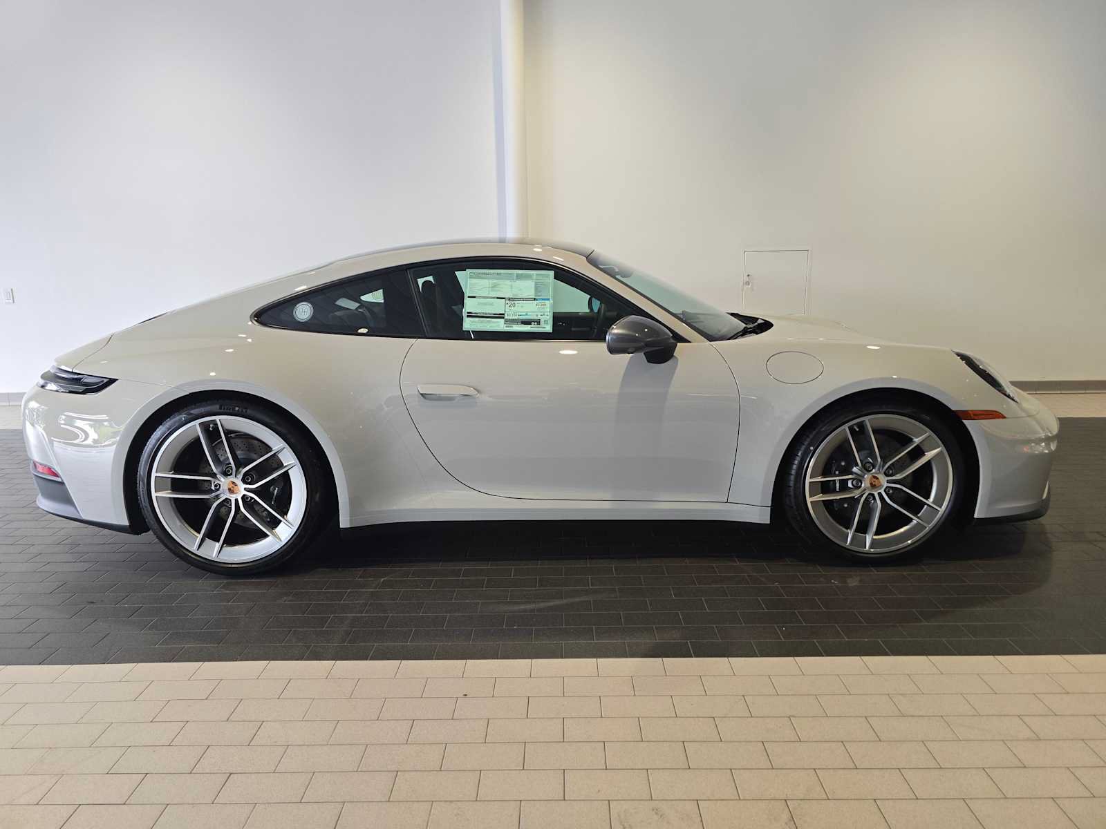 New 2026 Porsche 911 Carrera T RWD image 8