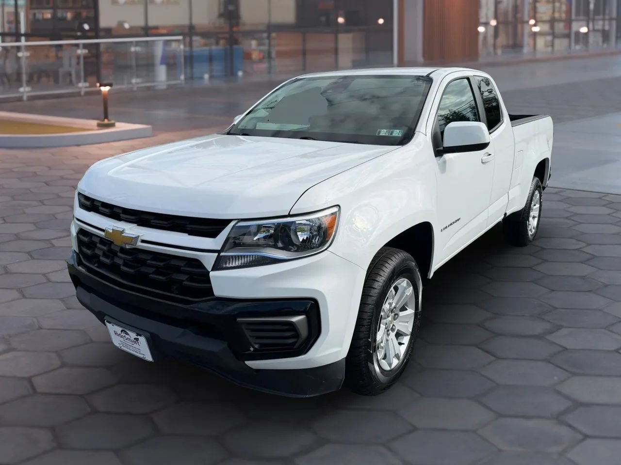 Used 2022 Chevrolet Colorado LT w/ Fleet Safety Package RWD image 6
