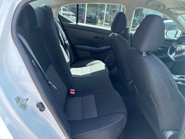 Used 2024 Nissan Sentra SV FWD image 9