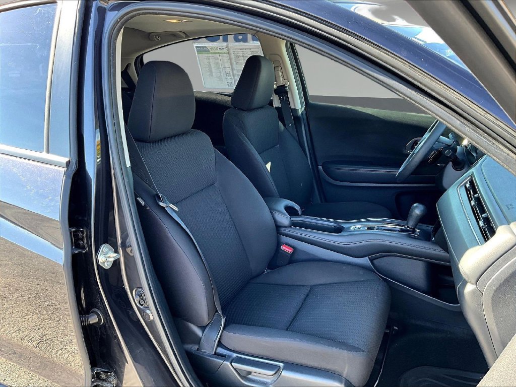 Used 2018 Honda HR-V EX image 30
