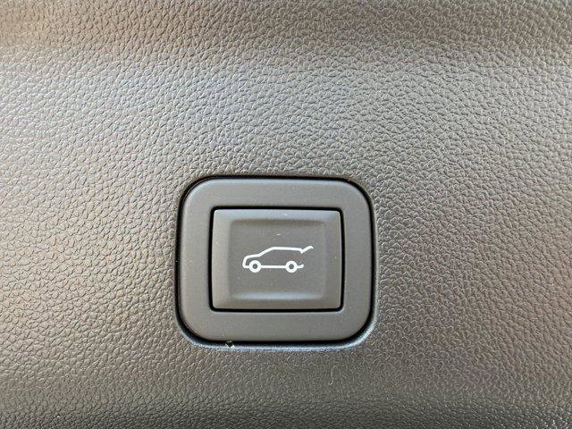New 2026 GMC Yukon XL Denali w/ Sun & Power Step Package image 19