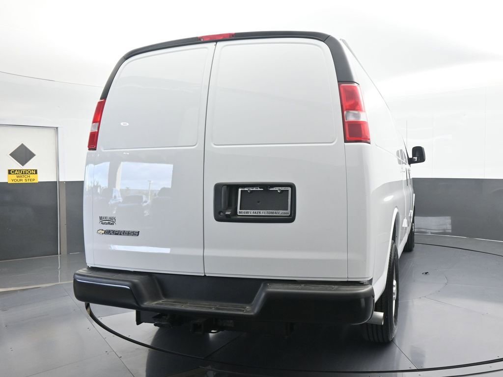 New 2025 Chevrolet Express 2500 Extended w/ Driver Convenience Package image 5