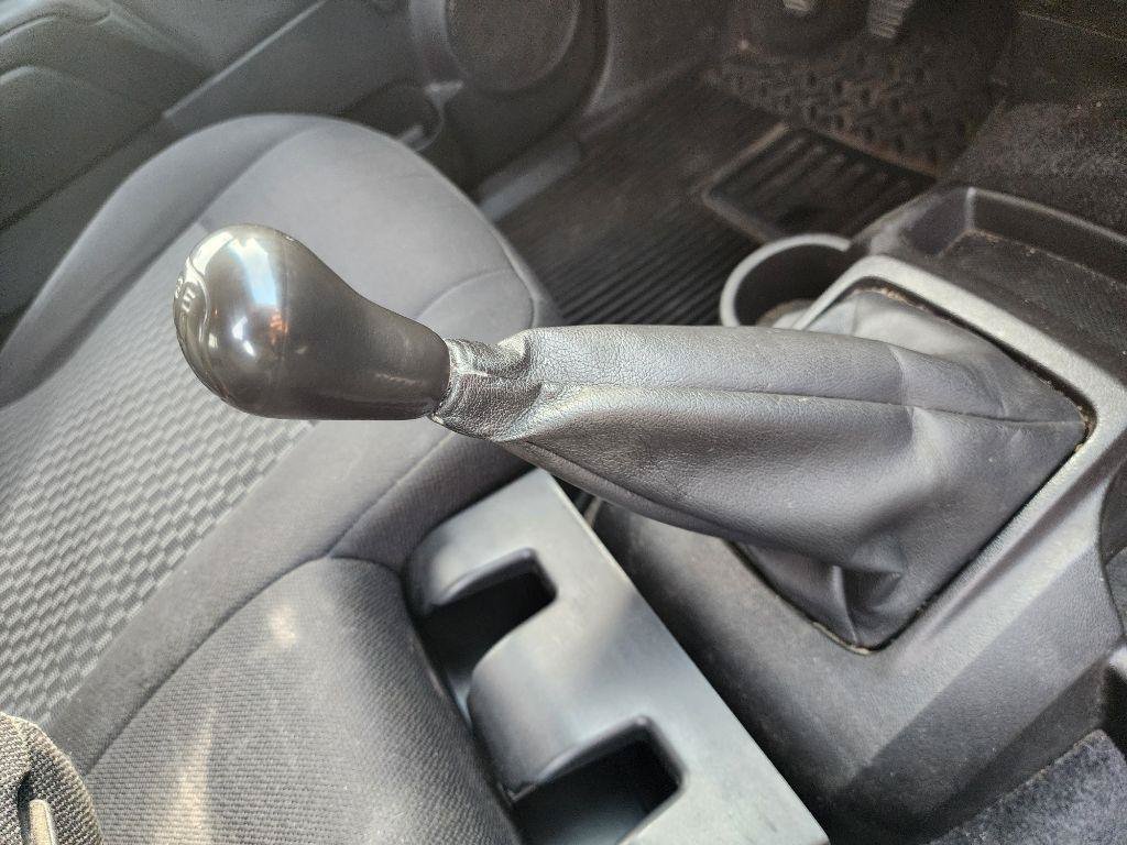 Used 2010 GMC Canyon SLE RWD image 36