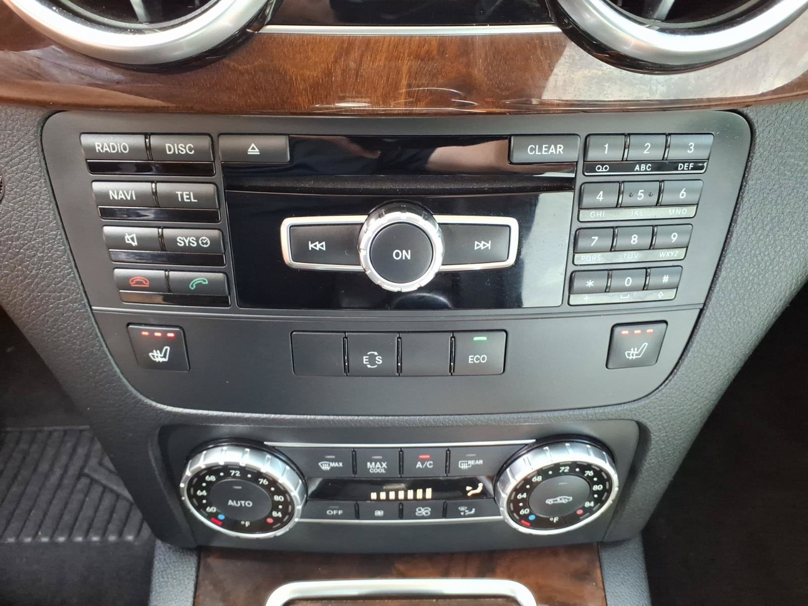Used 2015 Mercedes-Benz GLK 350 4MATIC image 15